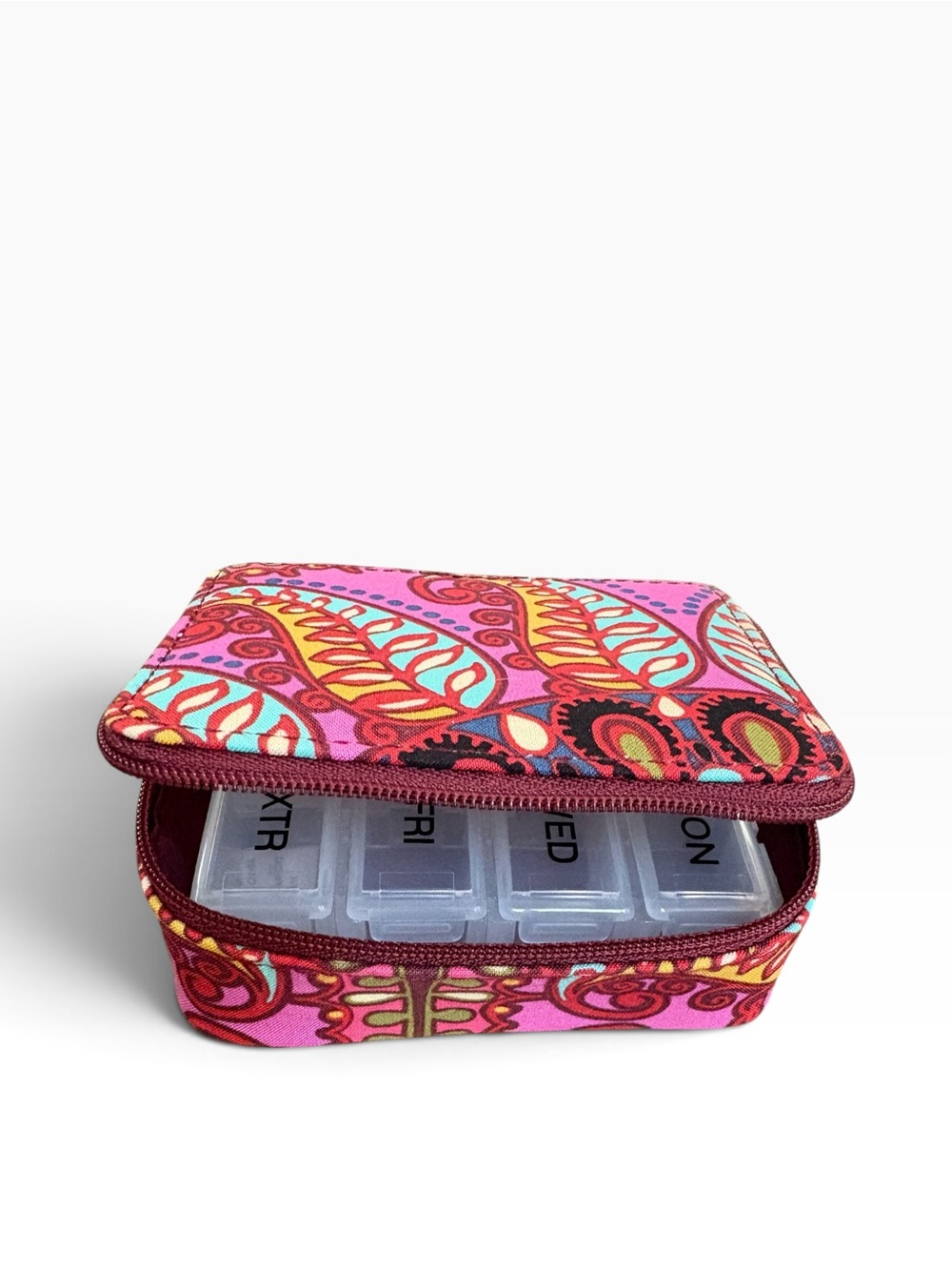 Vera Bradley Travel Pill Case Purse Resort Medallion New With Tags